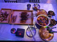 -夜火烤摊·东北烧烤酒场·老杨小黄鱼