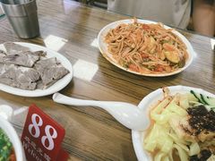-陇上全荟兰州传统牛肉面(延吉路店)