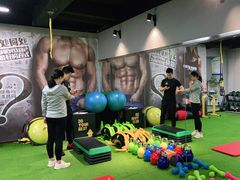 -征成健身连锁私教工作室(九公里店)