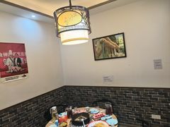-茸梅路右拐龙虾-农家菜(松江店)