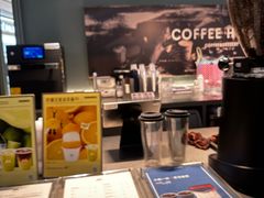 -M Stand(杭州萧山万象汇店)