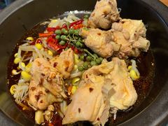 -云海肴·汽锅鸡·云南菜(天山百盛优客店)