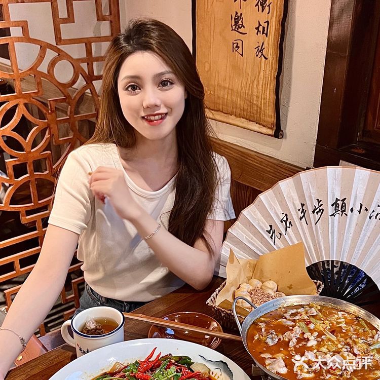 深圳川菜｜夏天就是要去半步颠吃新品小龙虾or毛蟹🦞