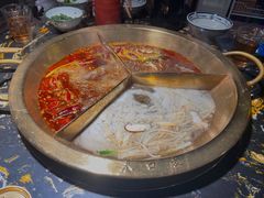 奔驰锅-叁口煮市井老火锅(南门旗舰店)