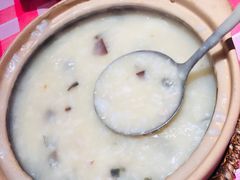 皮蛋瘦肉粥-辣小鲜·南昌大排档(船山路店)