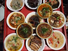 -蓝田九大碗民俗食府(蓝田店)