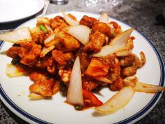 焦溜肥肠-华盛园卷子王农家菜水库鱼