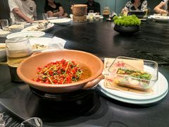 -艳阳天民俗村(公园路店)