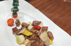 Almond Beef Cubes