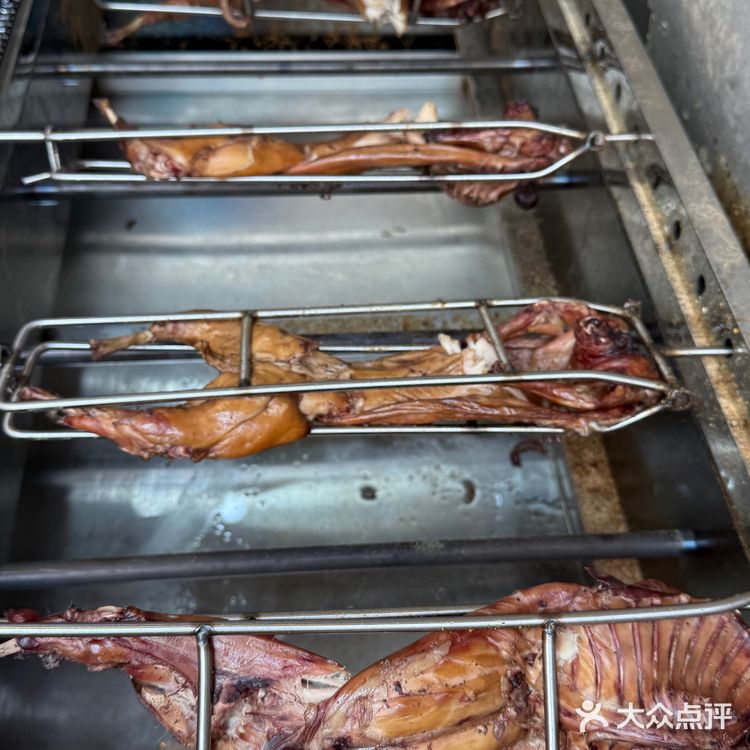 观音桥这家手撕兔，麻麻辣辣香迷糊了！！！