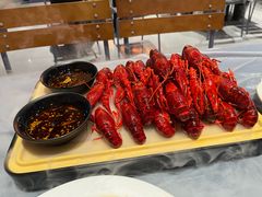 -肥肥虾庄·金牌油焖大虾(杨园滨江时代walk店)