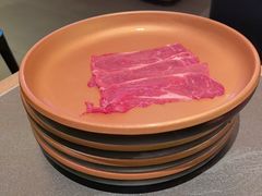 -牛YO寿喜烧·铁板烧和牛火锅自助(市府恒隆店)