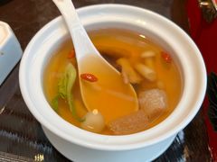 -江上荟·创意中国菜(绿地缤纷城店)
