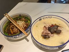 -镇南锅盖面馆(解放路店)