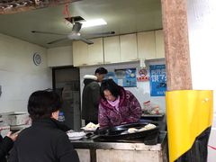 -胖子锅贴(双阳路111弄店)