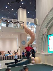 -奈尔宝·儿童乐园·亲子餐厅(华采天地店)