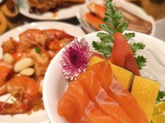 -雍容荟帝王蟹活龙虾展台自助(IFS黑金店)