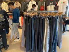 -UNDER ARMOUR(新燕莎奥莱店)