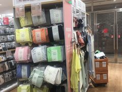 -优衣库(天津鲁能城购物中心店)