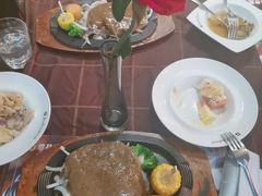 -尊品牛排(恒峰店)