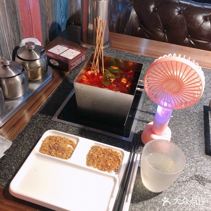 邢氏老太太烧烤(罗湖店)老太太涮毛肚图片