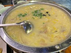 -人民公社铁锅炖·东北菜(卫国道店)