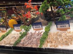 -钱小奴海鲜自助黑金店(杭州滨江龙湖店)