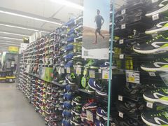 -迪卡侬(西华店)