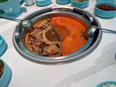 -季季红火锅(柳州城中万达二店)