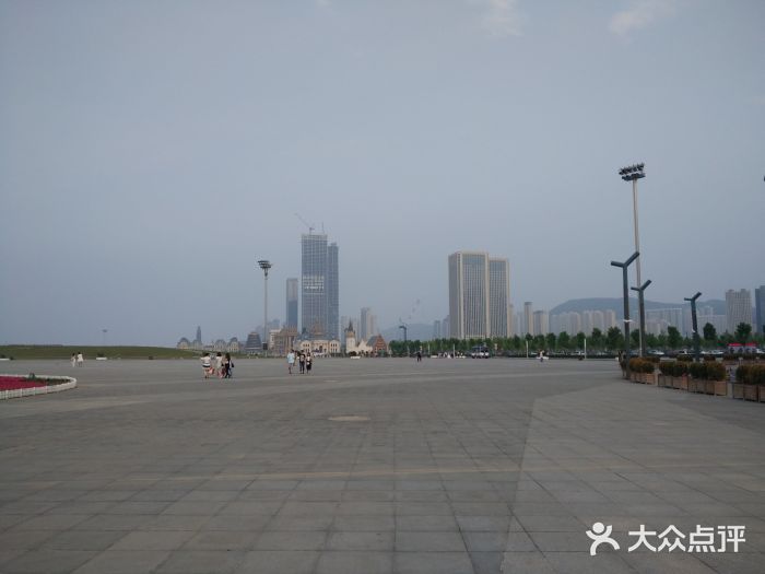 东港音乐喷泉广场图片