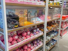 -名创优品(山东青岛华润万象城店)