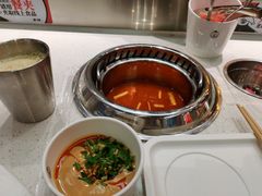 -龍歌自助小火锅(市南金茂湾店)