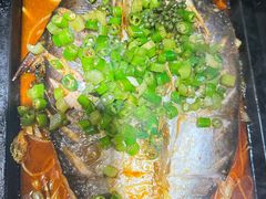 -夯鱼烤鱼·尔滨地标美食(中央商场店)