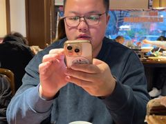 -魏铭鱼头捞饭(晋阳路店)