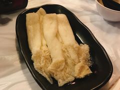 -鲜入围煮花胶鸡海鲜火锅