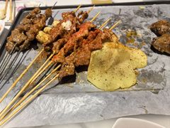 -卞二小串·鹤岗烧烤·坑烤(永定路店)