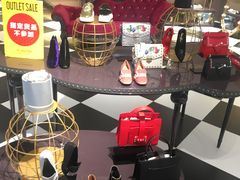 -莱尔斯丹展示厅(盈毅鞋厂店)