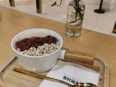 酒酿红豆薏米羹-炖物24章·顺时轻养茶(杭州大厦店)
