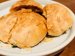 玫瑰鲜花饼-云海肴·汽锅鸡·云南菜(天山百盛优客店)