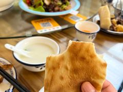 -美顺香食府鱼头老店(雪野湖店)