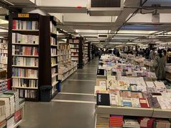 -先锋书店(五台山总店)