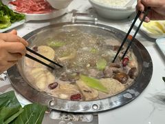 -撒拉人家.酸菜牦牛肉火锅