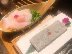 -老牌坊云南鱼豆花火锅(哈西万达店)