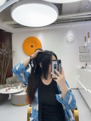 -DO A HAIRSTYLE