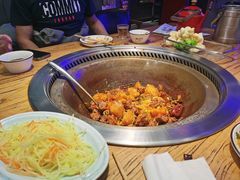-山河屯铁锅炖(哈西站店)