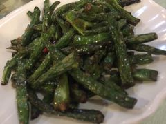 -维吾尔餐厅(宜山路店)