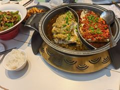 -阿瓦山寨·湘菜现炒·剁椒鱼头王(咸阳总店)