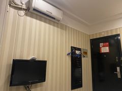 -汀洲酒店(苏州奥体中心地铁站店)