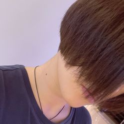 -侨治发型