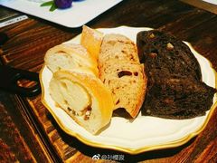 -研麦家面包(亚泰华府店)